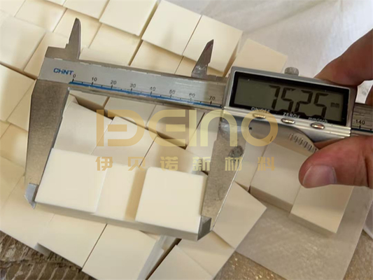 Placca di rivestimento in ceramica resistente all'usura